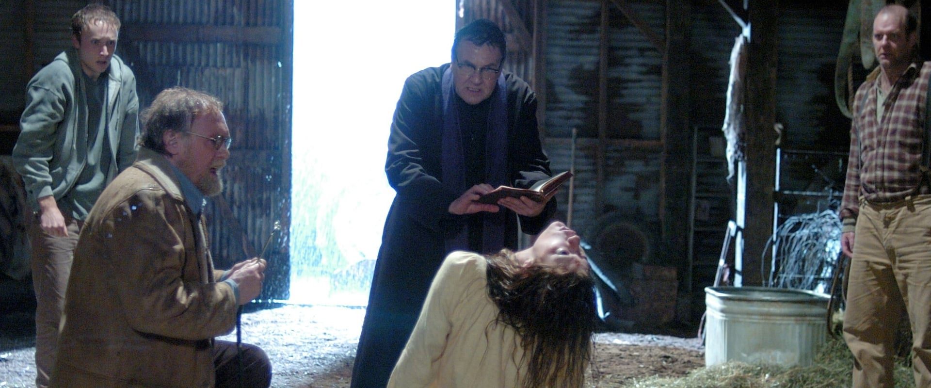 دانلود فیلم The Exorcism of Emily Rose 2005 (جن‌گیری امیلی رز 2005) بدون سانسور با زیرنویس فارسی