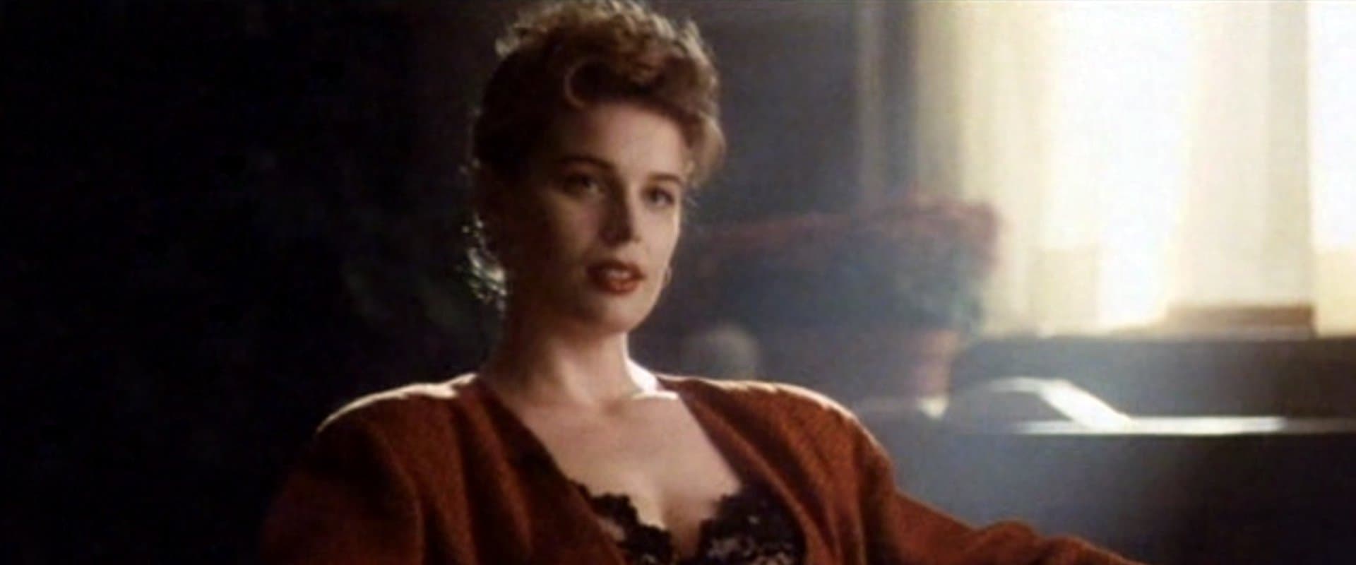 دانلود فیلم Animal Instincts 1992 (غرایز حیوانی 1992) بدون سانسور با زیرنویس فارسی