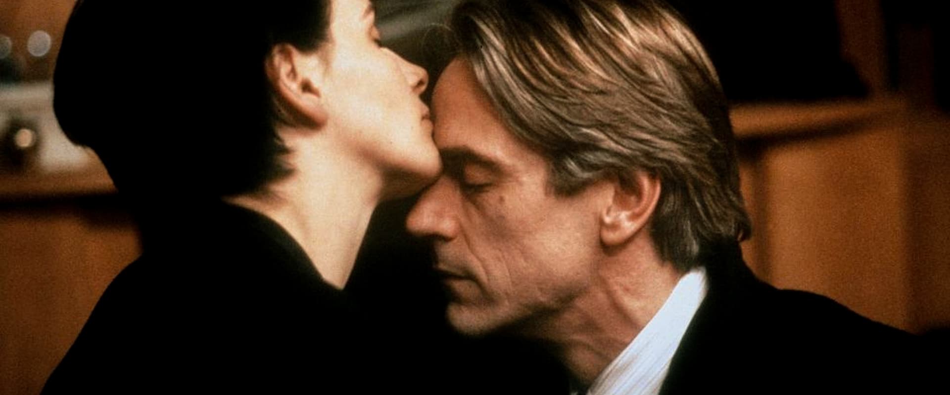 دانلود فیلم Damage 1992 (آسیب 1992) بدون سانسور با زیرنویس فارسی