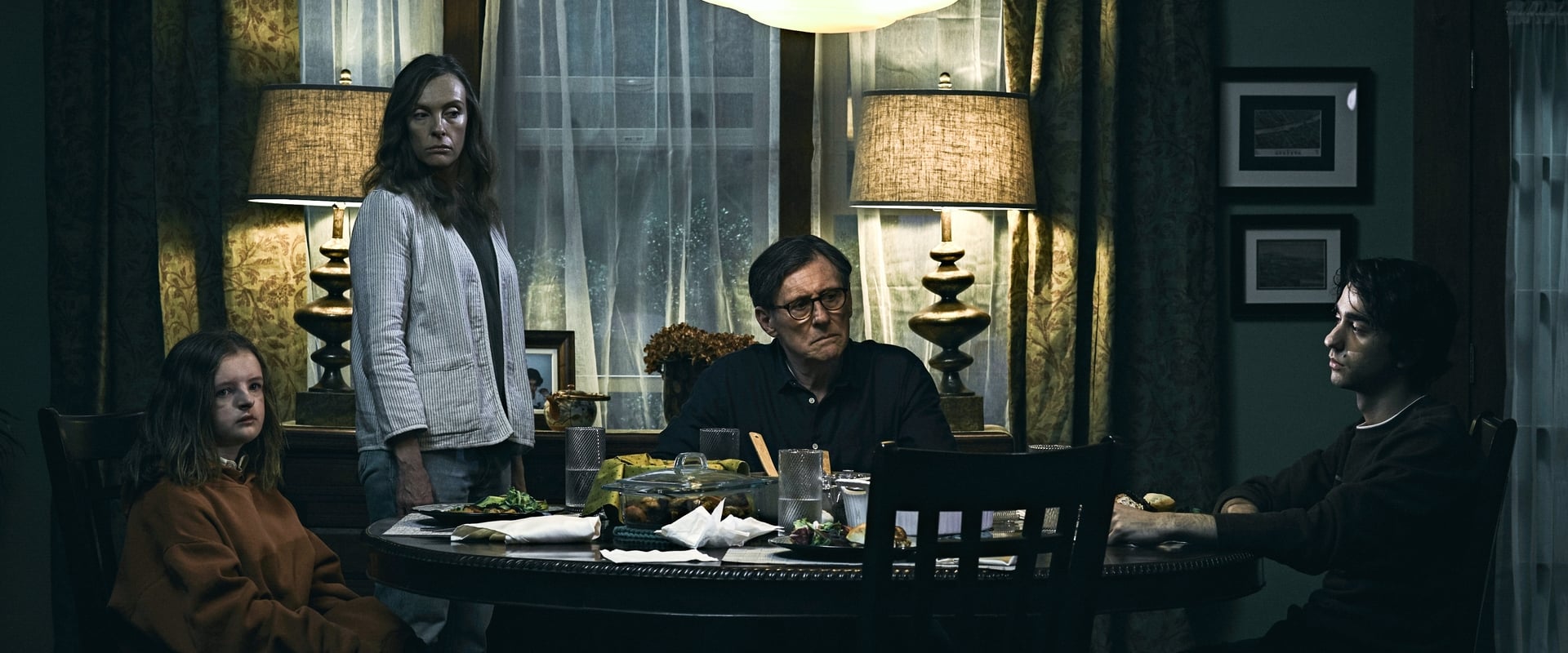 دانلود فیلم Hereditary 2018 (موروثی 2018) بدون سانسور با زیرنویس فارسی