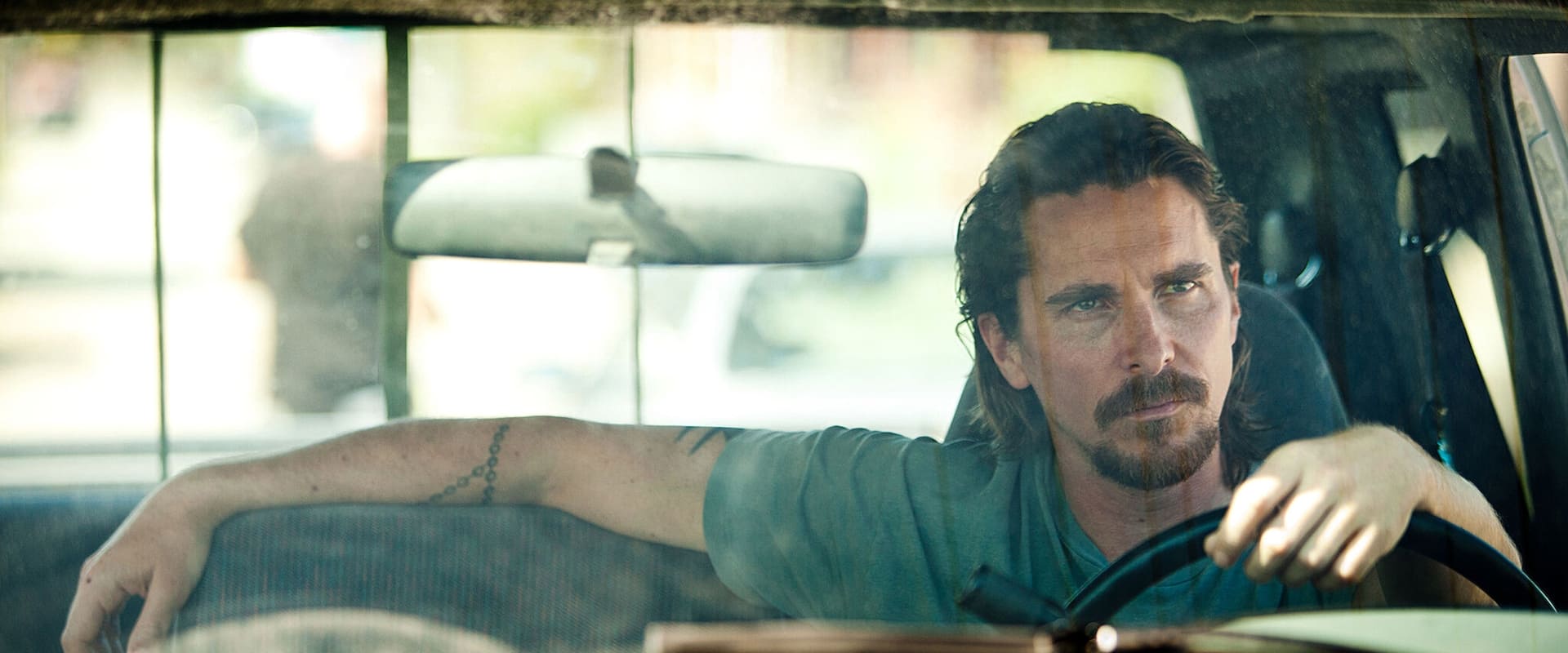 دانلود فیلم Out of the Furnace 2013 (خارج از کوره 2013) بدون سانسور با زیرنویس فارسی