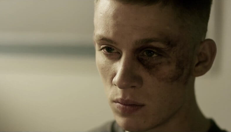 نقد و بررسی فیلم Offender 2012