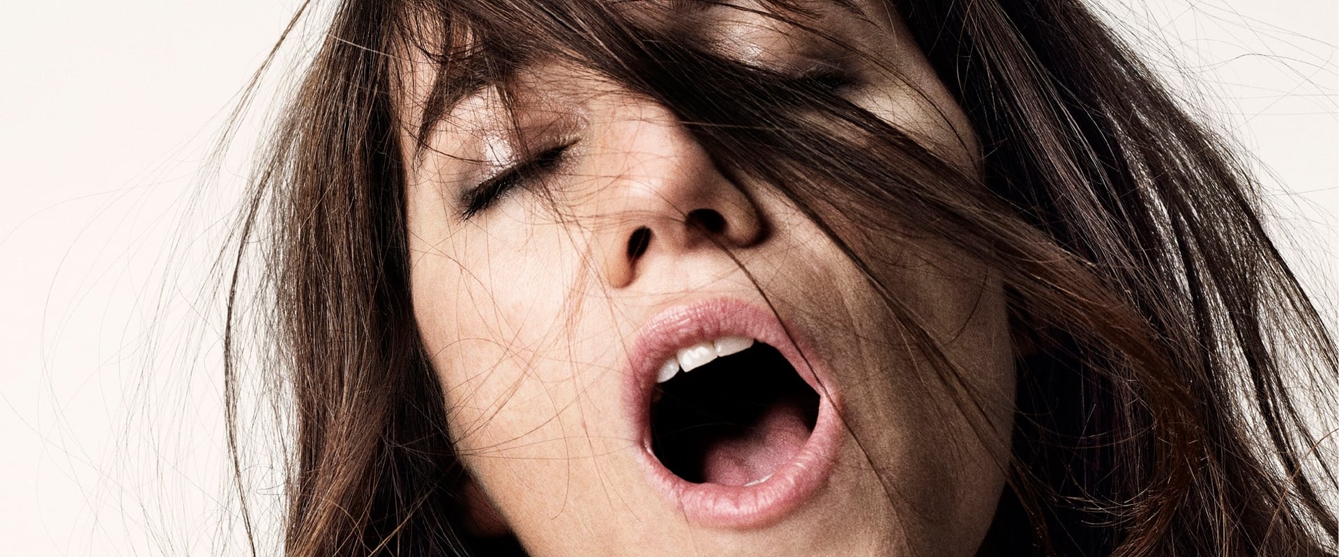 دانلود فیلم Nymphomaniac: Vol. I 2013 (نیمفومانیاک: ۱ 2013) بدون سانسور با زیرنویس فارسی