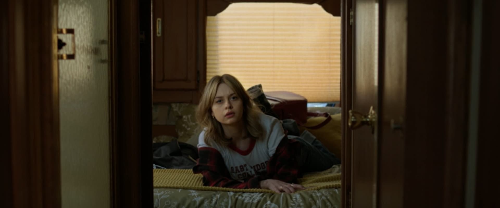 دانلود فیلم Lowlifes 2024 ( زندگی کثیف 2024) بدون سانسور با زیرنویس فارسی