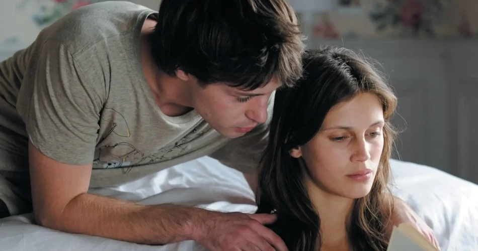 نقد و بررسی فیلم Young & Beautiful 2013