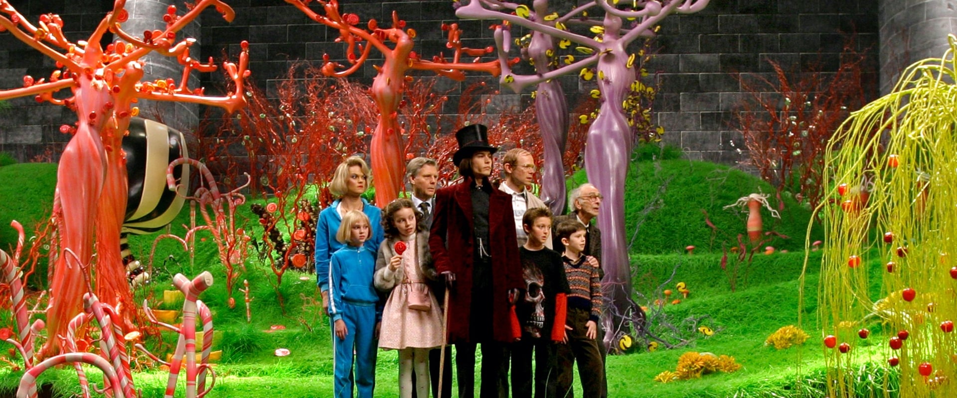 دانلود فیلم Charlie and the Chocolate Factory 2005 (چارلی و کارخانه شکلات‌سازی 2005) بدون سانسور با زیرنویس فارسی
