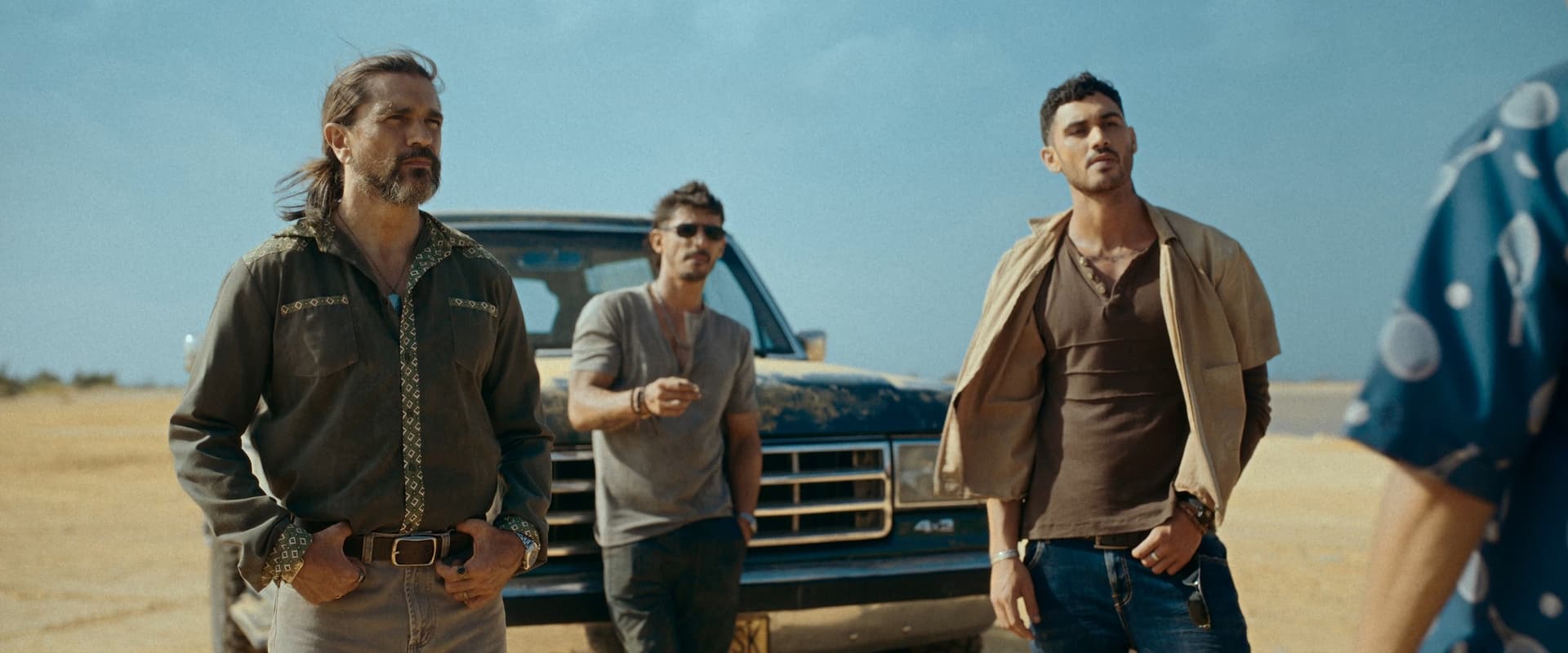 دانلود فیلم Pimpinero: Blood and Oil 2024 (پمپینرو: خون و بنزین 2024) بدون سانسور با زیرنویس فارسی