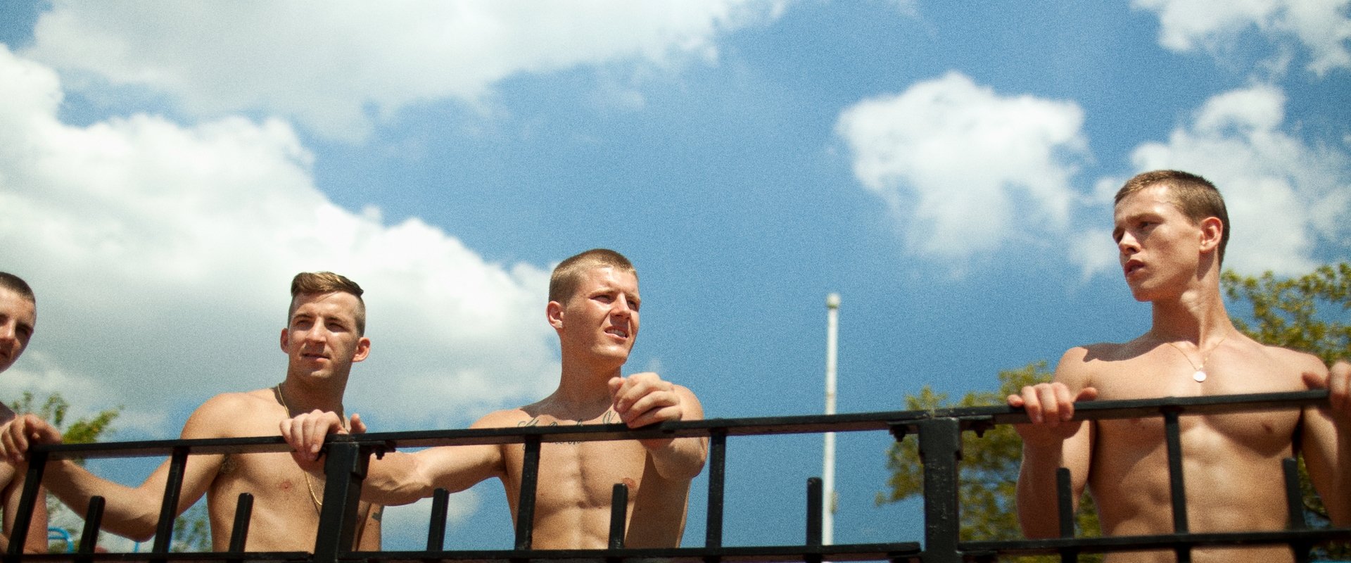 دانلود فیلم Beach Rats 2017 (موش‌های ساحل 2017) بدون سانسور با زیرنویس فارسی