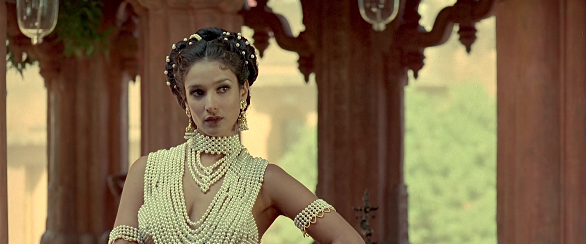 دانلود فیلم Kama Sutra: A Tale of Love 1996 (کاماسوترا: داستانی از عشق 1996) بدون سانسور با زیرنویس فارسی