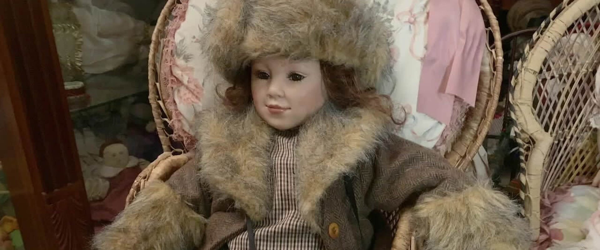 دانلود فیلم Doll Face 2021 (صورت عروسکی 2021) بدون سانسور با زیرنویس فارسی