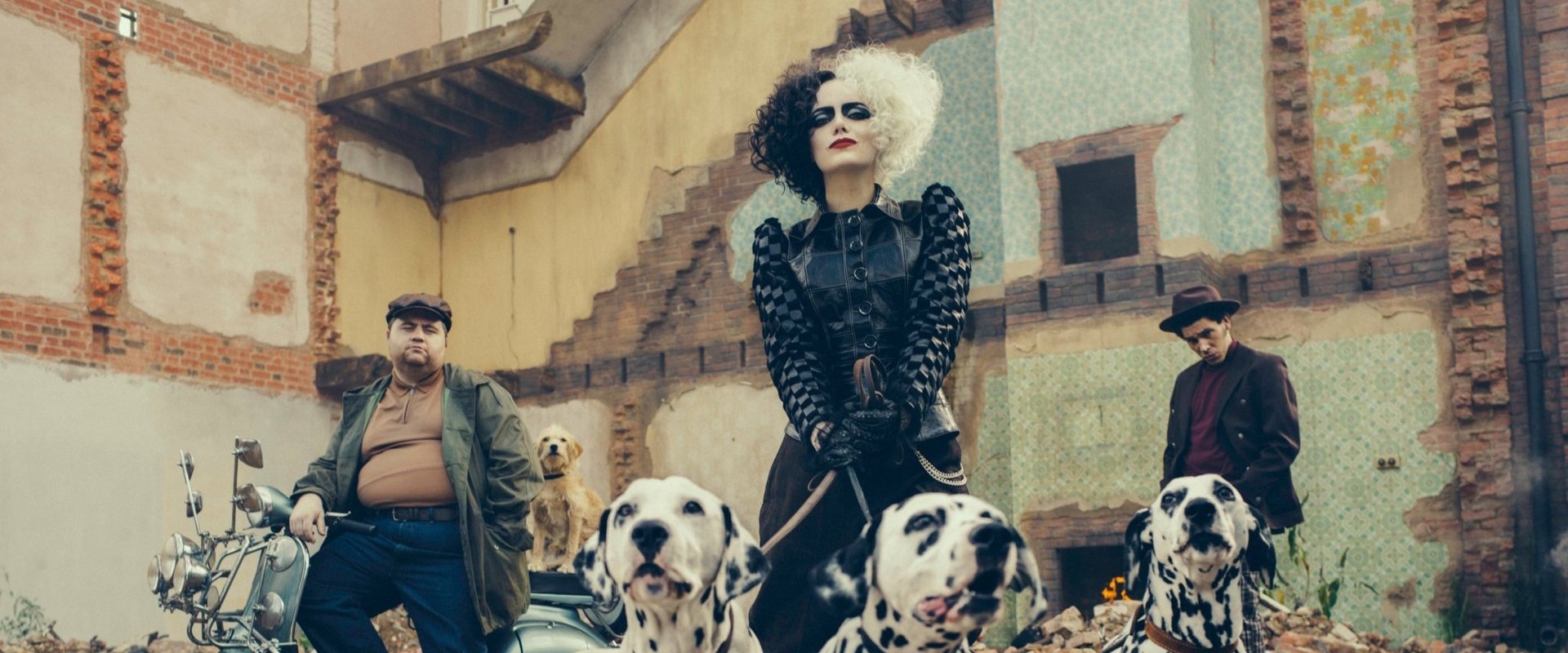 دانلود فیلم Cruella 2021 (کروئلا 2021) بدون سانسور با زیرنویس فارسی