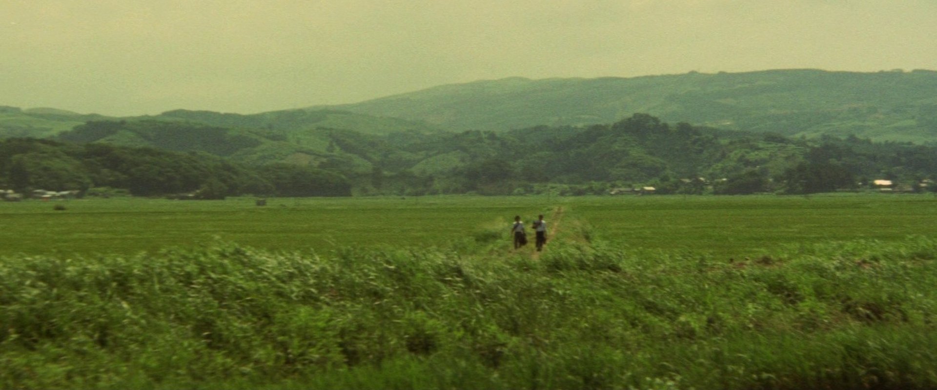 دانلود فیلم The Castle of Sand 1974 (قلعه ماسه ایی 1974) بدون سانسور با زیرنویس فارسی