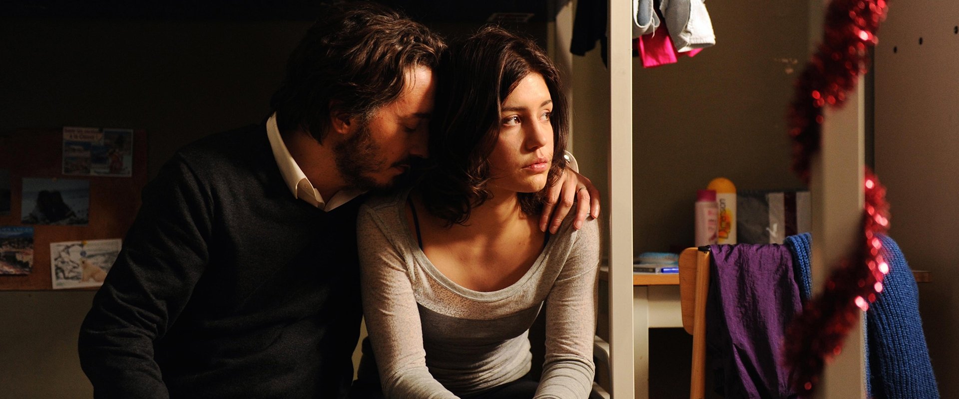 دانلود فیلم Down by Love 2016 (در دام عشق 2016) بدون سانسور با زیرنویس فارسی