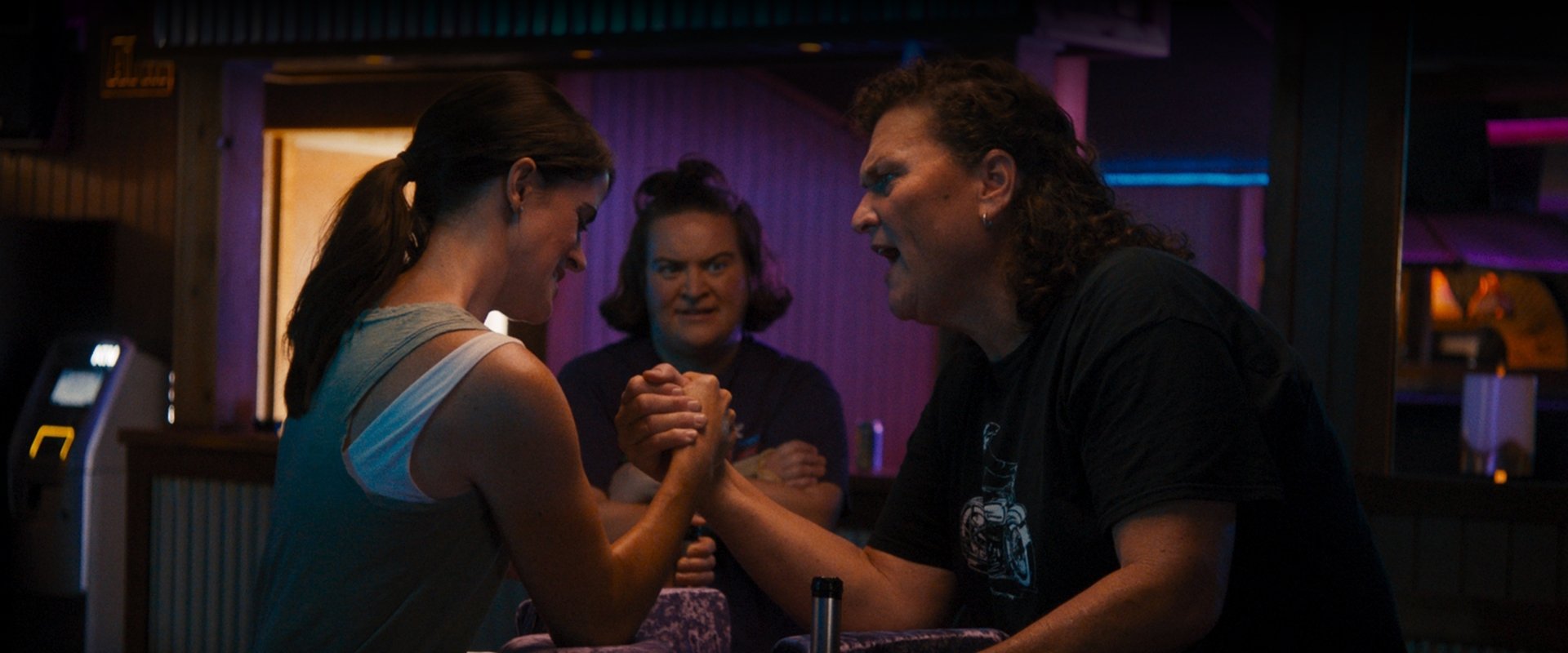 دانلود فیلم Golden Arm 2020 (بازوی طلایی 2020) بدون سانسور با زیرنویس فارسی