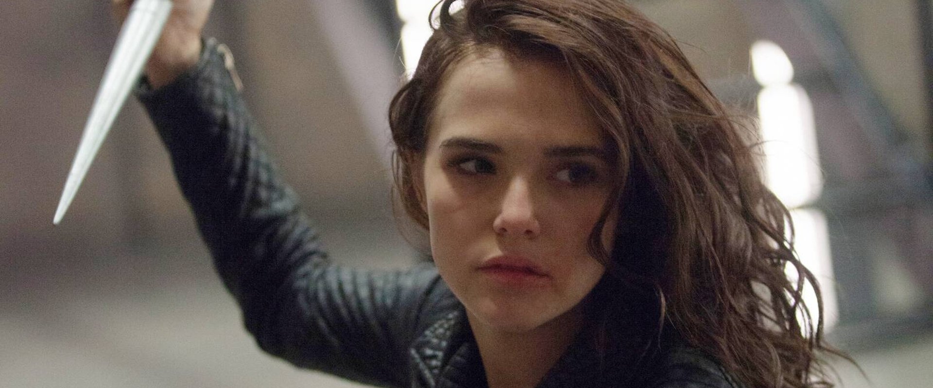 دانلود فیلم Vampire Academy 2014 (آکادمی خون‌آشام‌ها 2014) بدون سانسور با زیرنویس فارسی