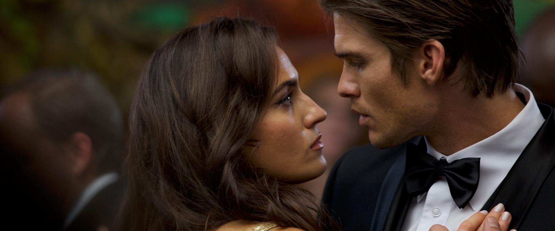 دانلود فیلم Afterburn/Aftershock 2017 (پس‌سوز / پس‌لرزه 2017) بدون سانسور با زیرنویس فارسی