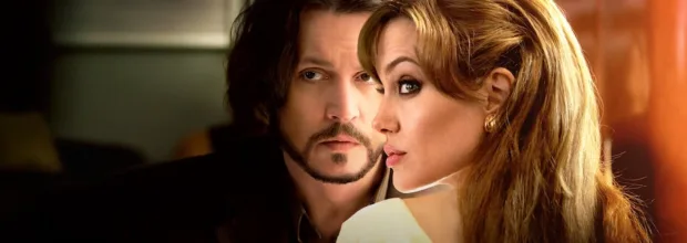 جانی دپ و انجلینل جولی در فیلم توریست 2010