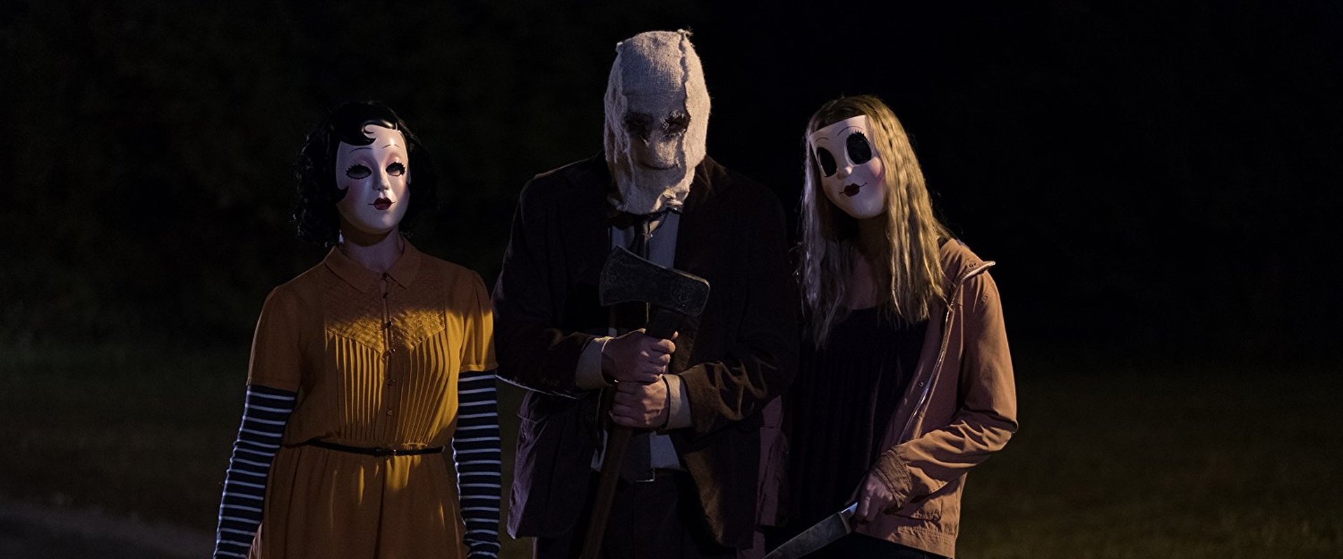 دانلود فیلم The Strangers: Prey at Night 2018 (غریبه‌ها: شکار در شب 2018) بدون سانسور با زیرنویس فارسی