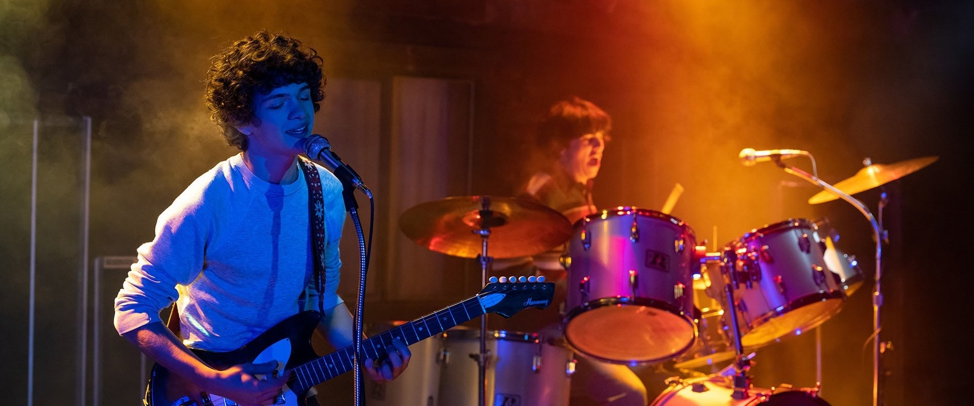 دانلود فیلم Dreamin’ Wild 2023 (رویاپردازی محال 2022) بدون سانسور با زیرنویس فارسی