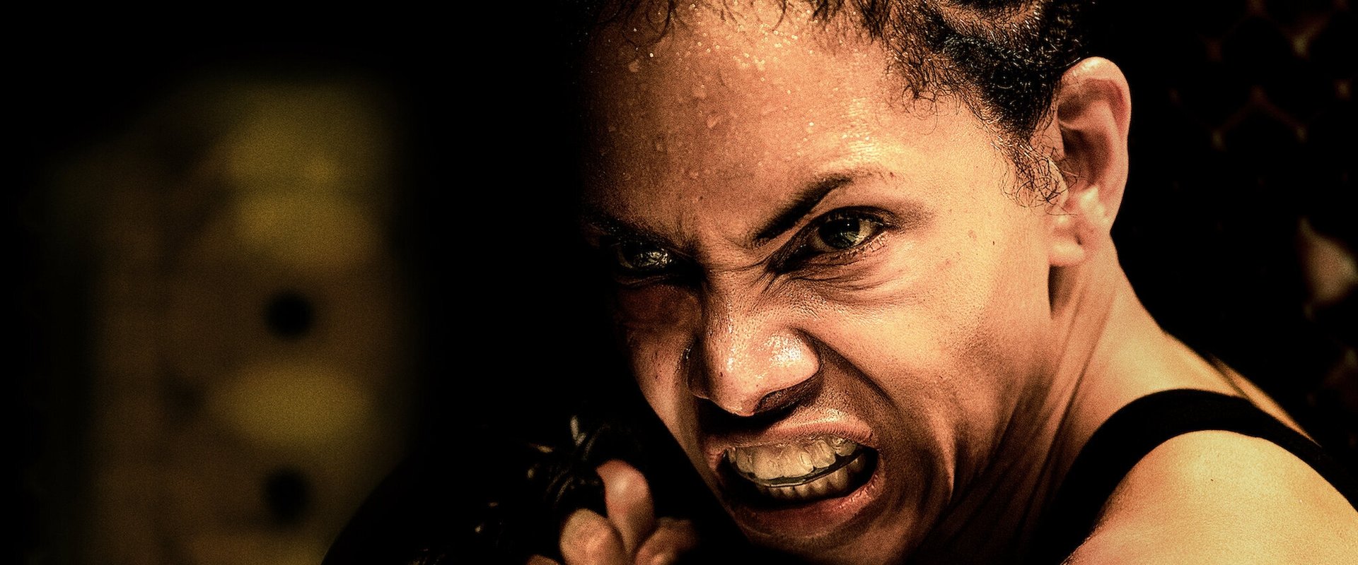 دانلود فیلم Bruised 2020 (کبود 2020) بدون سانسور با زیرنویس فارسی