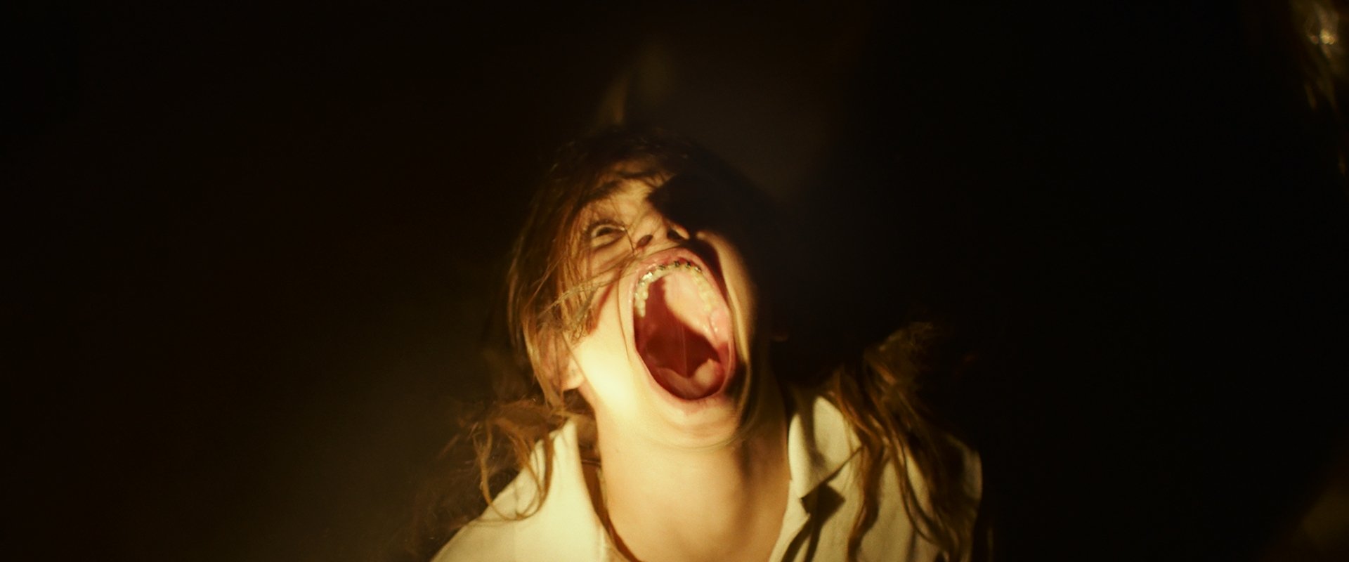 دانلود فیلم Verónica 2017 (ورونیکا 2017) بدون سانسور با زیرنویس فارسی