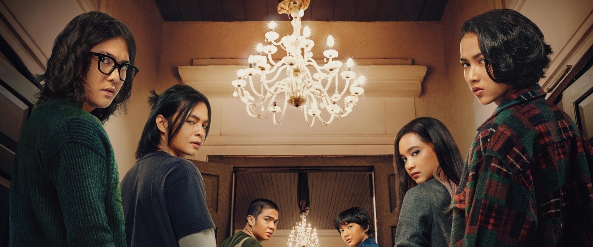 دانلود فیلم 2022 Stealing Raden Saleh (سرقت رادن صالح 2022) بدون سانسور با زیرنویس فارسی