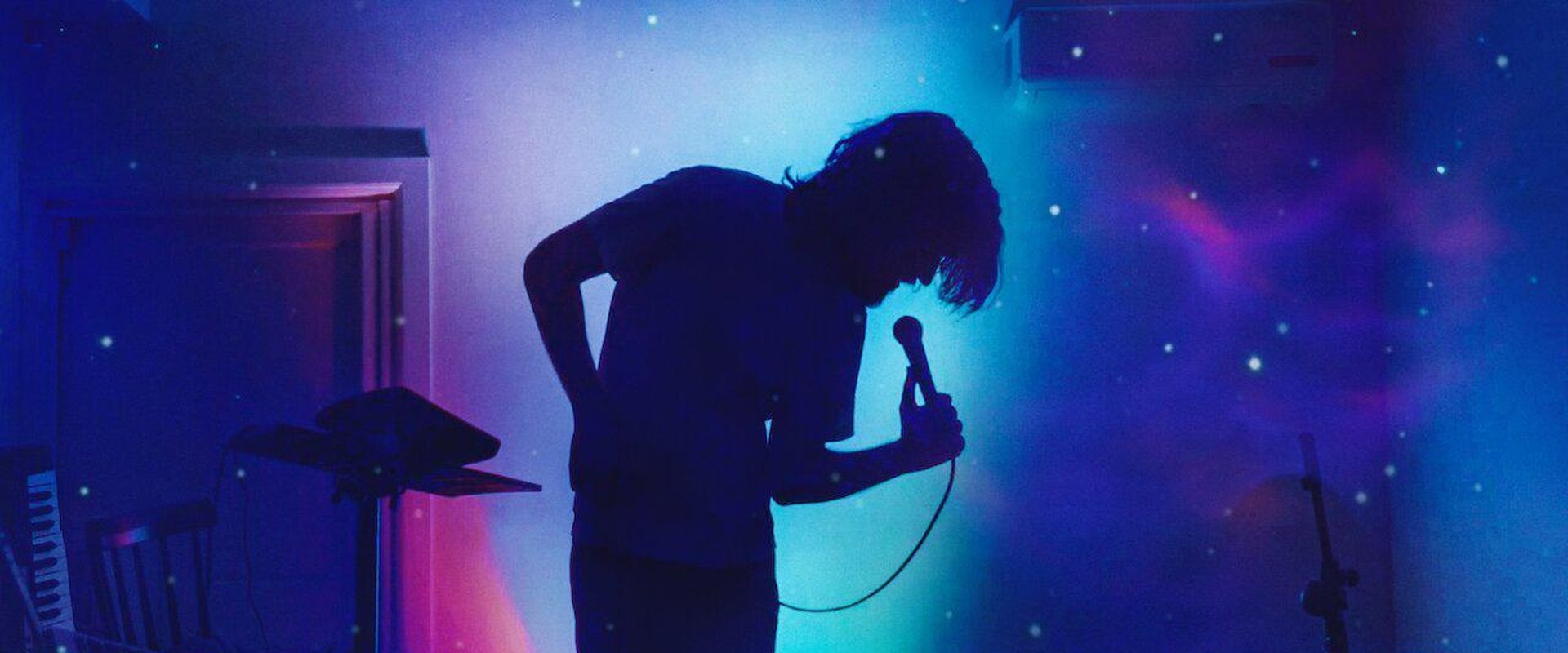 دانلود فیلم Bo Burnham: Inside 2021 (بو برنهام: داخل 2021) بدون سانسور با زیرنویس فارسی