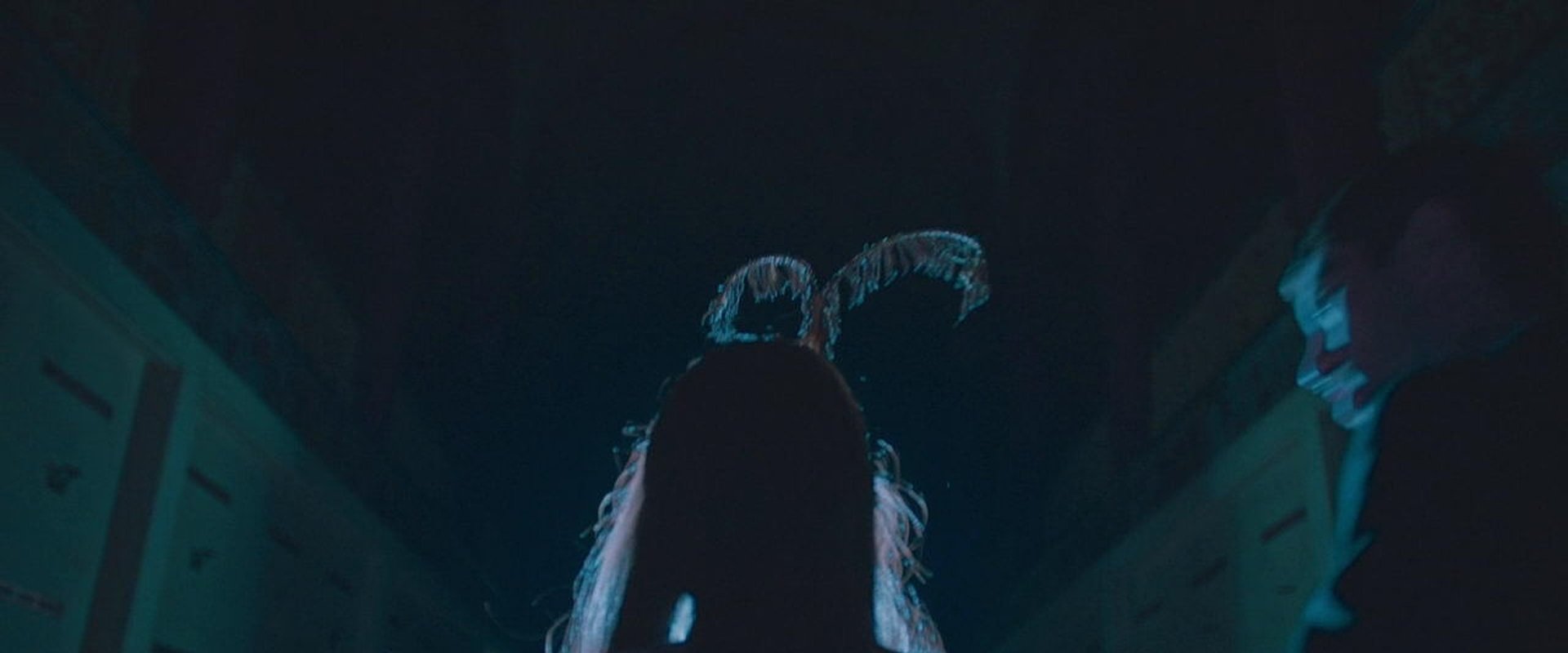 دانلود فیلم Habit 2021 (عادت 2021) بدون سانسور با زیرنویس فارسی