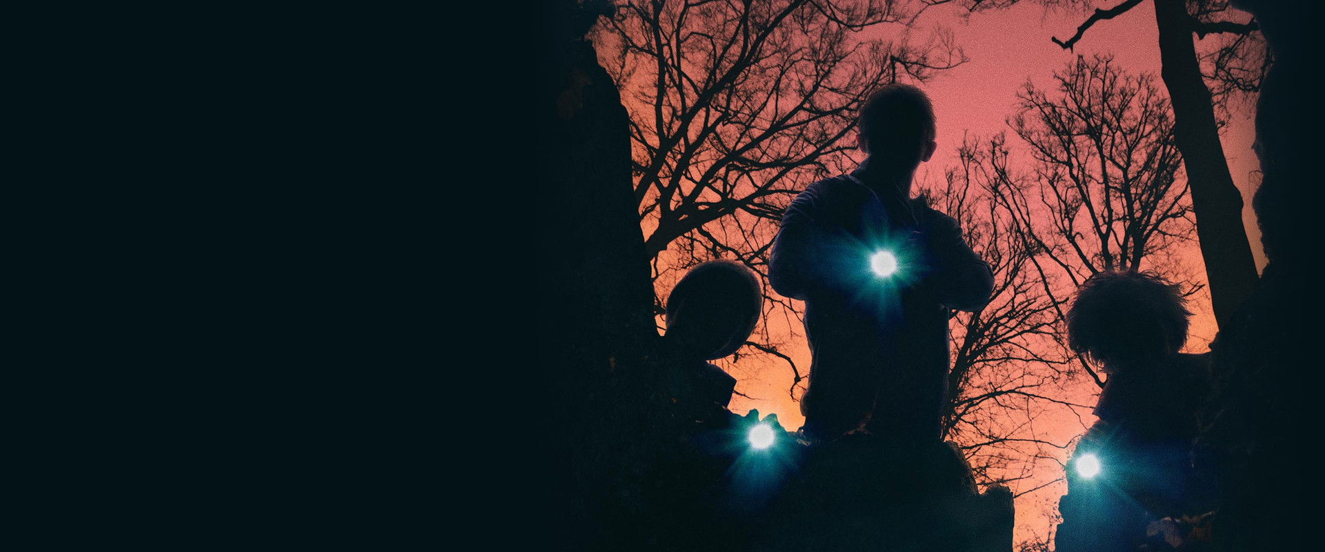 دانلود فیلم Super Dark Times 2017 (سال‌های خیلی تاریک 2017) بدون سانسور با زیرنویس فارسی