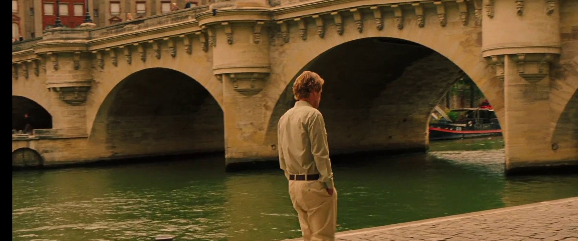 دانلود فیلم Midnight in Paris 2011 (نیمه‌شب در پاریس 2011) بدون سانسور با زیرنویس فارسی
